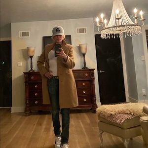 Fabulous mid length all around jacket/coat